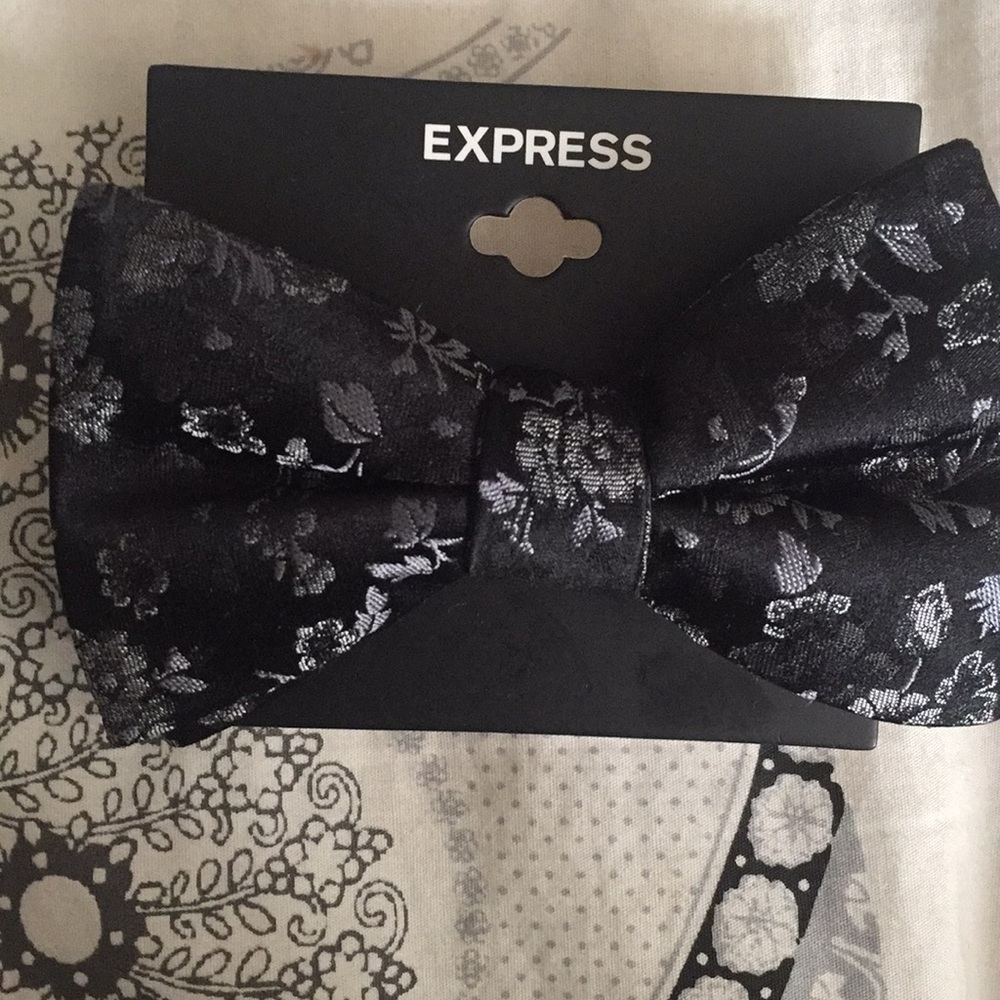 Men's Bow Tie